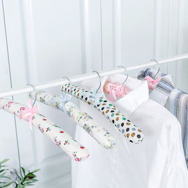 

flowers sponge padded clothes hangers slip-resistant clothes rack for home closet