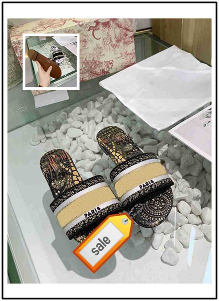 

new dazzle flowers women sandals striped beach causal shoes embroidery sandal floral brocade slipper, Black