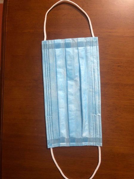 

бесплатная доставка одноразовая маска для лица 3-слойная ушная петля пыль рот маски крышка 3-слойная нетканая одноразовая пылезащитная маска