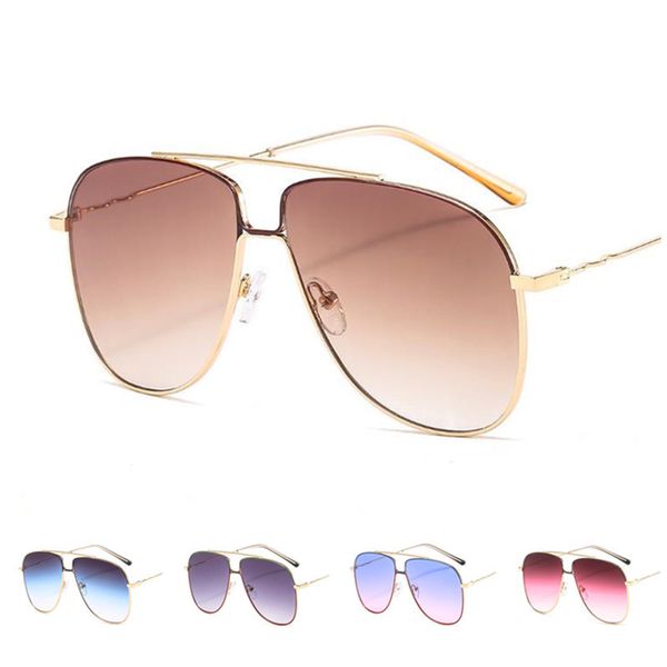 

fashion women & men sunglasses classic frog mirror goggles anti-uv spectacles oversize frame eyeglasses pearl leg ornamental adumbral a, White;black