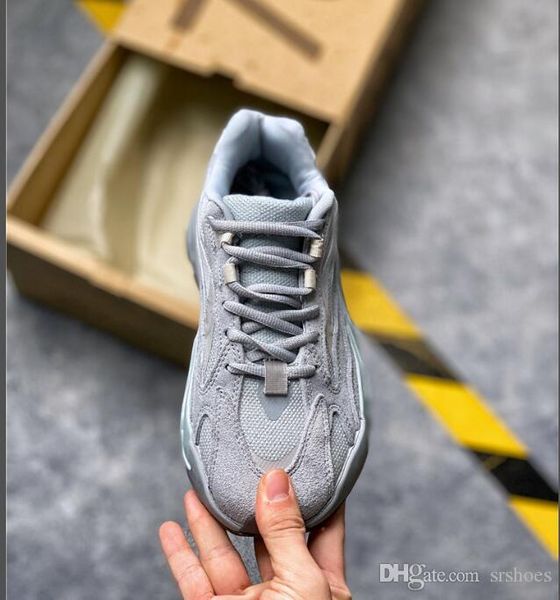 

2019 kanye west hospital blue 700 men women running shoes 3m reflective mens trainers fashion sports sneakers, Black