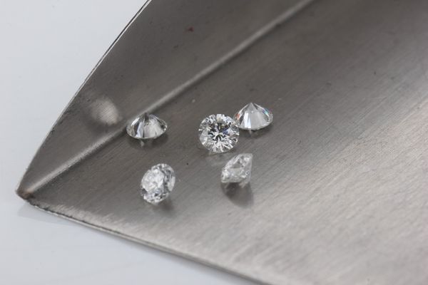 

высокое качество ясно белый круглый 3.0 мм лаборатория создала hpht алмаз, Black