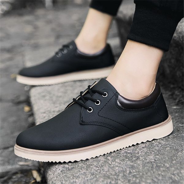 

2020 leather men shoes casual loafers flats fashion men's driving shoes luxury breathable slip on sneakers, Black