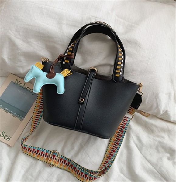 

дизайнеѬ поѬаивнй bucket bag мода маеѬ Ѭебенка ђмки tide одно плео fashion7 ph-cfy2001123