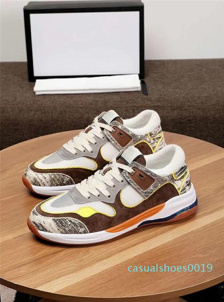 

men ultrapace sneaker with reflective fabric, classic running shoes flat runners oversized sneaekers multicolor with box size 38-45 c19, Black