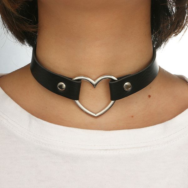 

zvzo trendy punk gothic leather heart studded choker necklace girl vintage charm round collar necklaces women jewelry gift, Golden;silver