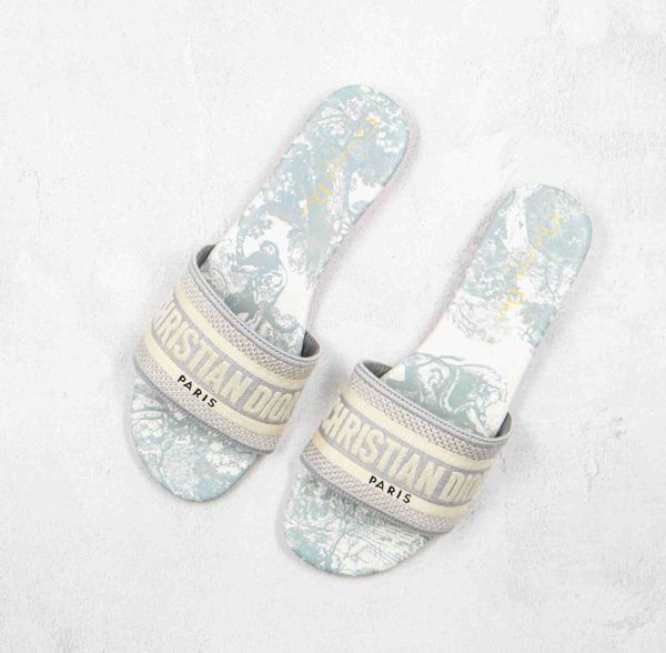 

Новый B23 TOILE DE JOUY вышивка полосы цветет слайд бассейн шлепанцы мужские роскошные тапочки для женщин модные сандалии потертости слайды мокасины