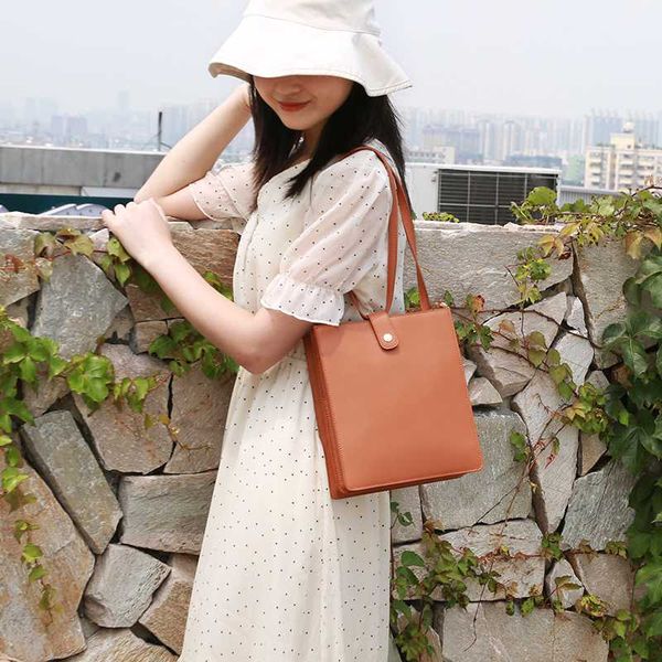 

women flap bag girls minimalist shoulder bag messenger retro simplicity style second layer leather