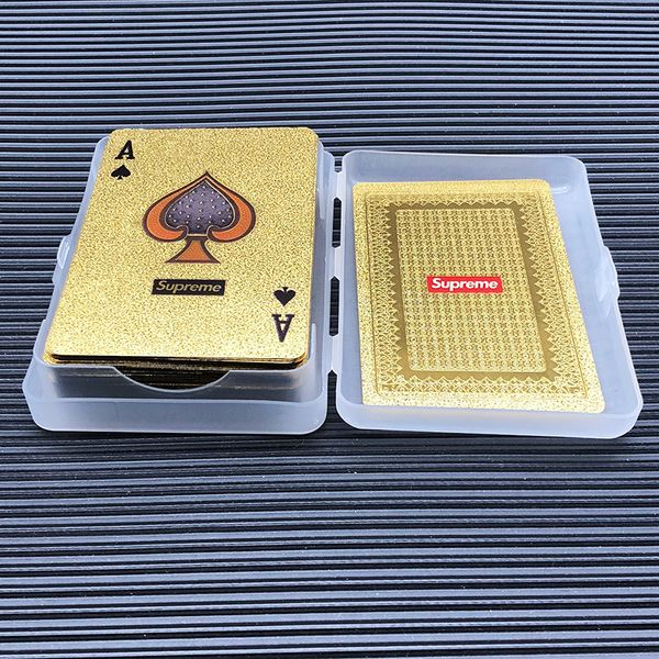

Мода Личность покер игральных карт Золотой Матовый высокой температуры лазера Выбивать ПЭТ водонепроницаемый покер карты 57 * 87 (мм)
