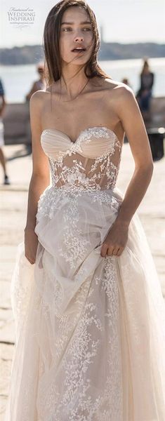 

liz martinez beach wedding dress sweetheart neck backless bridal gowns lace robe de boho dresses, White