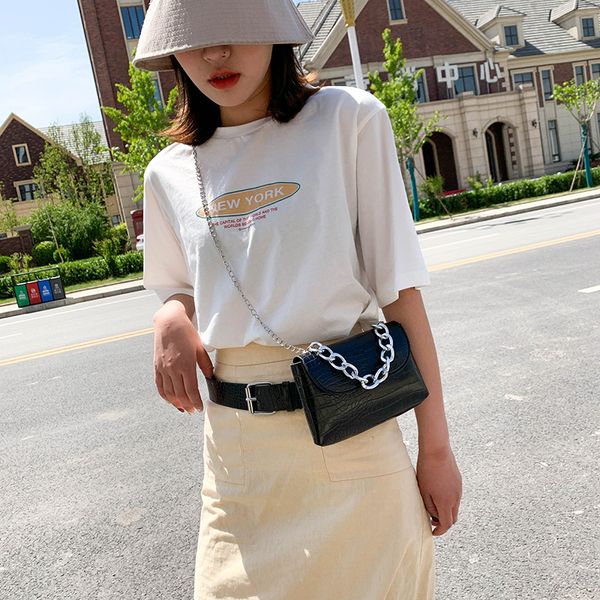 

2020 new women's shoulder bag korean version messenger bag diamond chain coin purse armpit fashion crocodile pattern