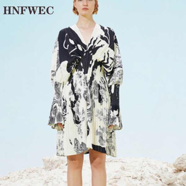 

2020 v-neck flare sleeves pleated high waist pullover loose elastic fold vintage runway women dress party vestido u287, Black;gray