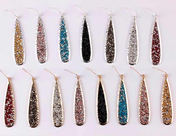 

shinny радуга кристалл pave длинного teardrop серьга для женщин классических стразов arrowhead statement падения ювелирных изделий, Silver