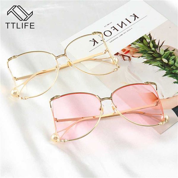 

ttlife 2020 fashion oversized sunglasses women brand designer sun glasses pearl decoration cat eye shades butterfly eyewear, White;black