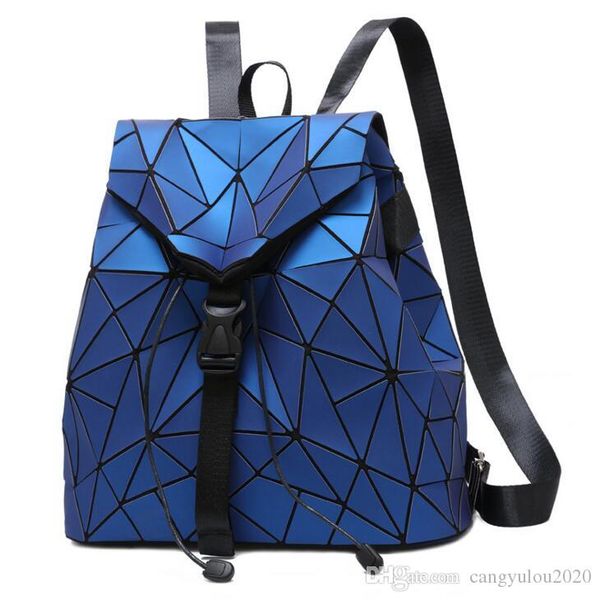 

2019 воайее каево нова мода поведневна женин пђееви Ѭкзак pu алма