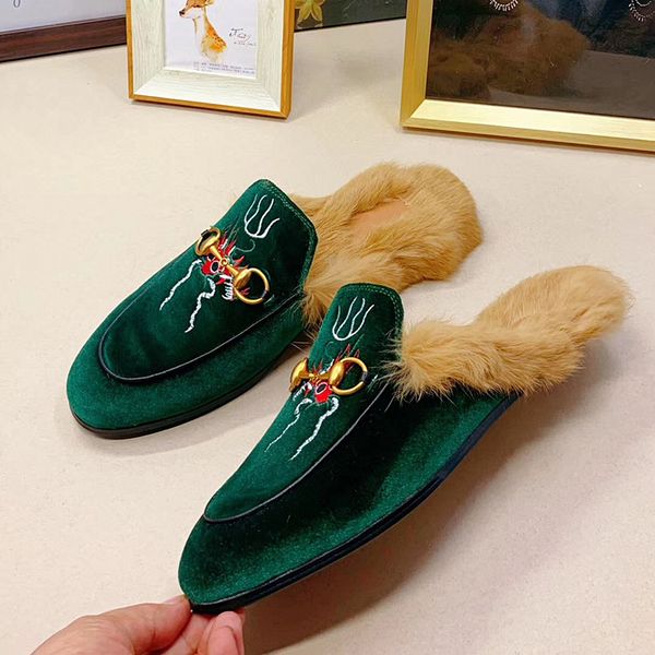

men's and women's warm plus velvet no heel muller shoes 2020 autumn and winter new leather letters embroidered baotou rabbit fur s, Black