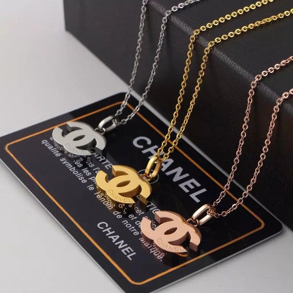 

De igner brand couple necklace fa hion luxury letter pendant necklace 18k titanium teel plated x women necklace for birthday gift, Silver