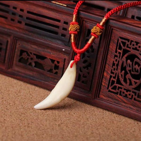 

tbp585 tibet wolf fang amulet pendant necklace for man real dogteeth with adjustable chain, Silver