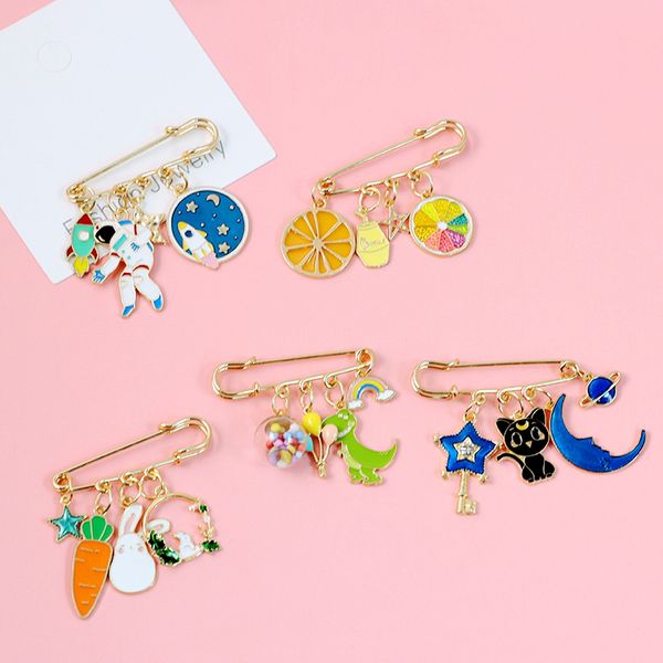 

japanese metal contracted brooch cartoon delicate planet super cute heart pins, Gray