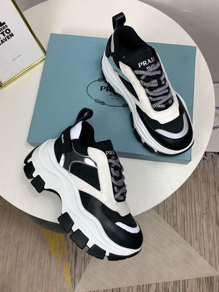 

153 high-end luxurydesigner men's women's triple air cushion jogging casual shoes sports basketball shoes platform men's and