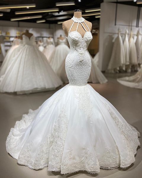 

роскошные русалка плюс размер 2019 арабские свадебные платья холтер высокая шея ярусы свадебные платья sexyopen обратно свадебные платья, White