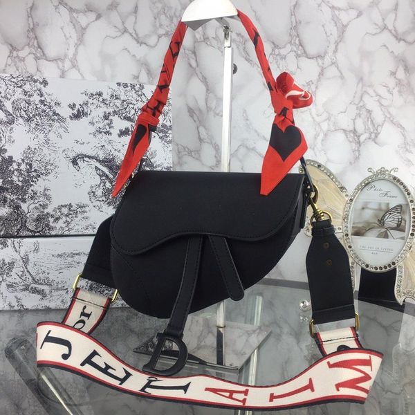 

fashion womens chain pouch womens wild diagonal shoulder bag new bag natural wind ladies bag gift d98946