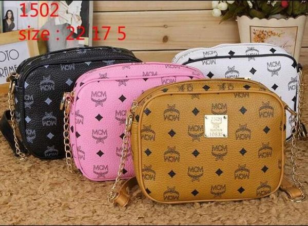 

2020 new men's and women's brands designers shoulder bag woman mcm bag crossbody bag letter pattern size 22 17 5cm #a0106