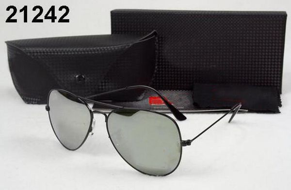 

polarized lens pilot fashion sunglasses for men and women brand designer vintage sport sun glasses with case and box, White;black