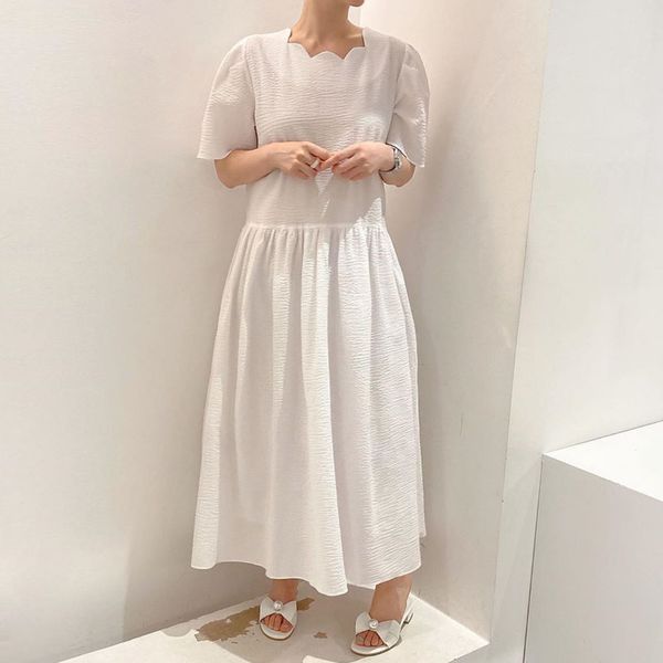 

party dresses [ewq] simple casual ladies white robe 2021 summer women vintage high waist thin elegant square collar puff sleeve maxi dress, White;black