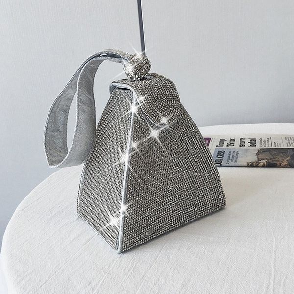 

2020 new rhinestone women's bag korean dinner bag ms. handbag creative triangle ladies' party party banquet