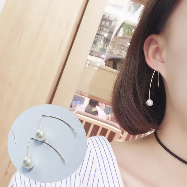 

korean version of the new minimalist retro simple geometric triangle hollow pearl earrings new earrings female, Golden;silver