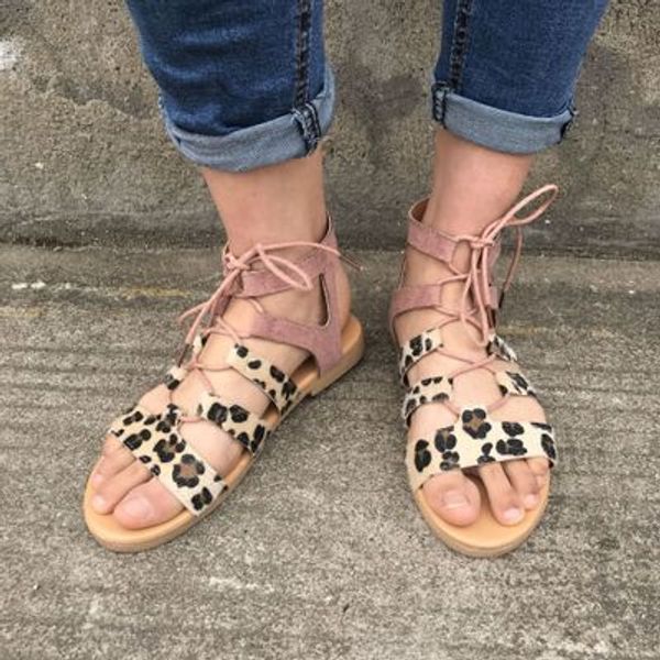 

2020 summer new explosion models large size sandals female leopard flat strapped women sandals, Black