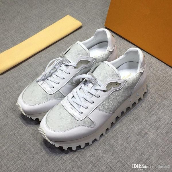

mens designers shoes runner sneakers monogram flowers rubber outsole trainer men running shoes 19 louis vuitton, Blue;gray