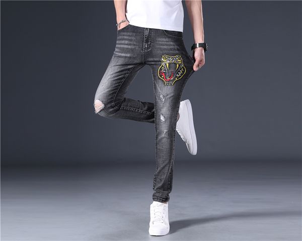 

2020 summer hip hop mens jeans snake embroidery skinny jeans men casual hole washed pencil pants fashion male denim trouser, Blue