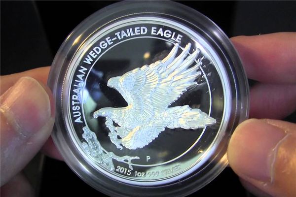 

2015 австралия клин хвостами silver eagle горельеф 1oz монет 50шт / серия свободная перевозка груза