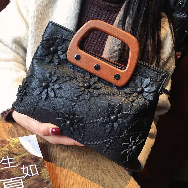 

женская сумочка мягкая кожа 2019 осень новый дикий цветок цепочка сумка мода одно плечо заклепки сумка посыльного