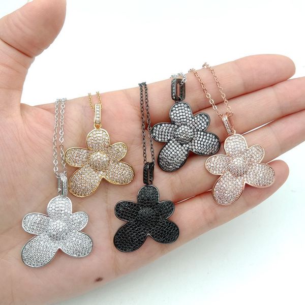

30x32mm golden plated cz micro flower pendant & chain necklace, Silver