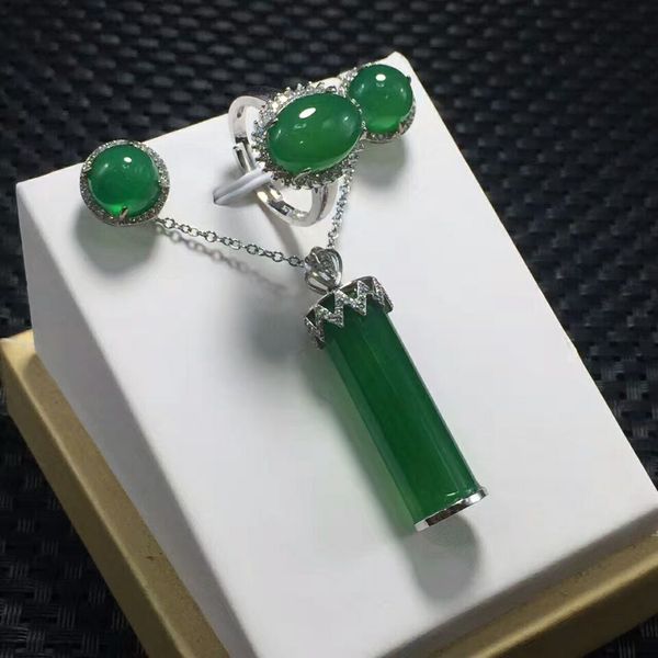 

green jade myelin three-piece set 925 silver set natural green jade, Black