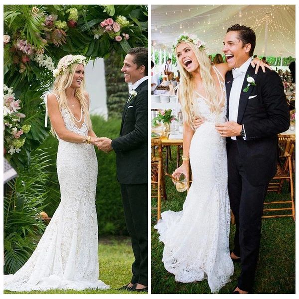 

2020 sheer straps romantic wedding dresses with sweep train scoop mermaid wedsding dresses lace appliques backless wedding dresses, White