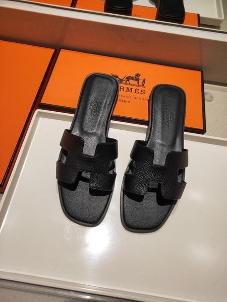 

Летний новый список молодых женщин плоские туфли удобные и крутые женские сандал