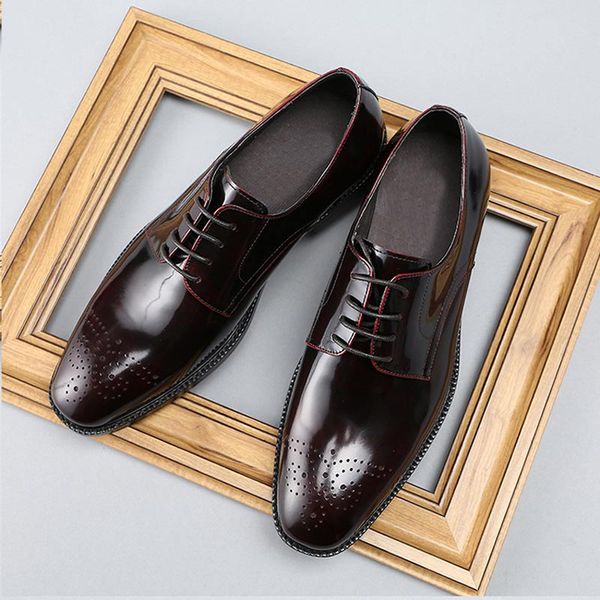 

2019 summer genuine leather brogue shoes black wine red patent leather business wedding dress shoes for men