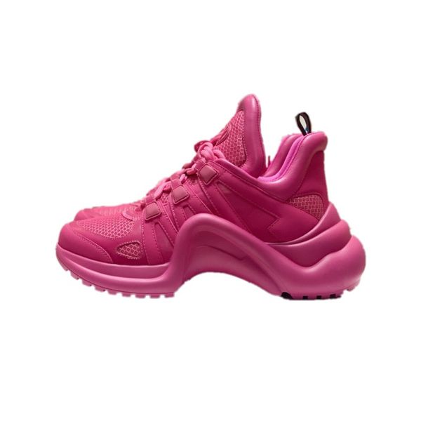 

new archlight sneakers. the arched bottom ladies' old shoes have increased height in the color-block platform. curved bottom mesh stitc, Black