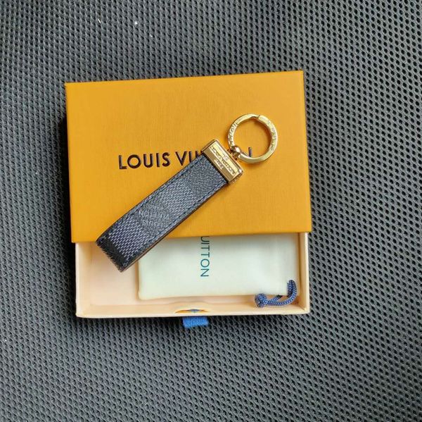 

2019 High Qualtiy Leather Luxury брелок Брелок Брелок держатель бренд Porte Клеф подарки Мужчина женщин автомобиль сумка брелок с коробкой