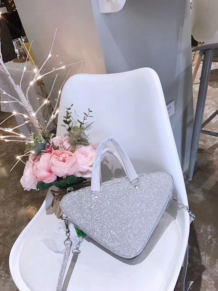 

19SS Paris New BB Женские Сумки На Ремне Crossbody Сумки Роскошный Дизайн Сумки Блестящие Блестки Женский BB Сумка Треугольника Сумки