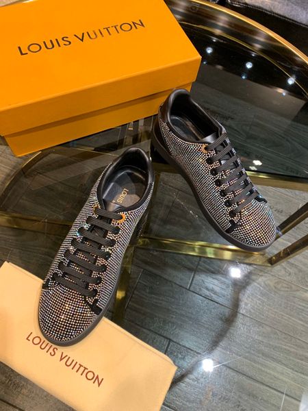 

fast delivery new style high-end luxury men's casual sports shoes fashion brand autumn and winter shoes star diamond embellished upper, Black