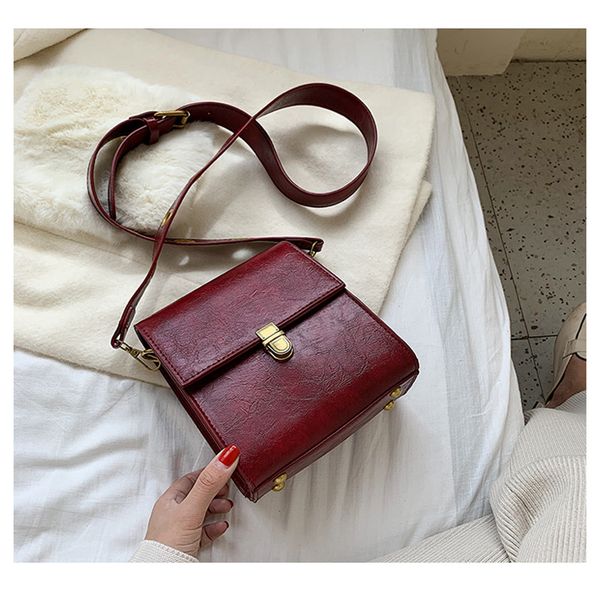 

vintage solid pattern leather crossbody bags for women 2020 fashion lock shoulder messenger bag female travel handbags and purse