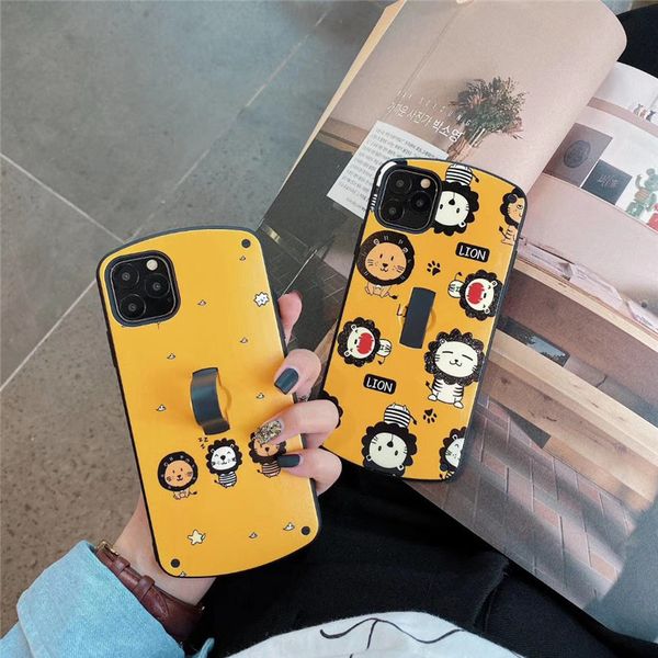 

one piece luxury phone case for iphone 6s 7 8p xr 11promax fashion cartoon lion designer phone case back cover with kickstand