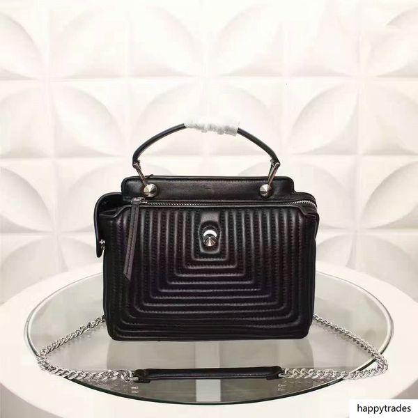 

international big new female designer luxury fashion ladies messenger bag imported italian lambskin shoulder bag