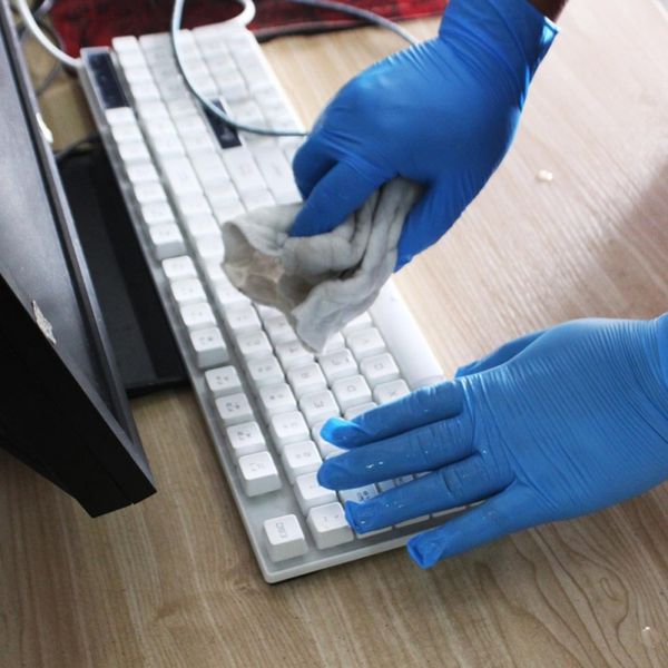 

100pcs medical gloves disposable household protective food gloves