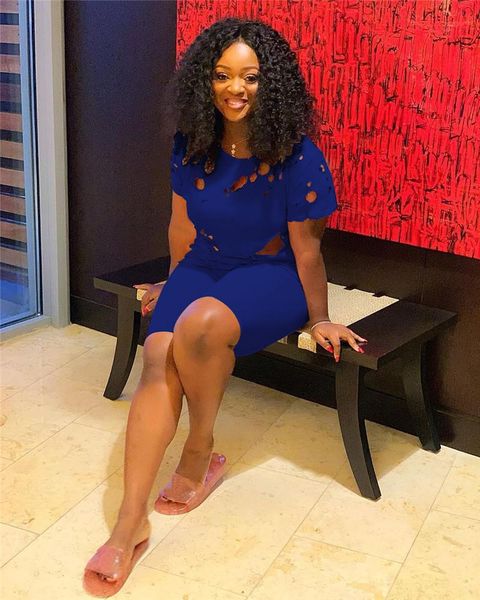 

сексуальные дыры для женщин конструктора 2pcs наборов с коротким рукавом экипаж шеи женских костюмов три цвета повседневной женской одежды, Gray